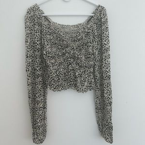 Urban outfitters long sleeve cropped blouse